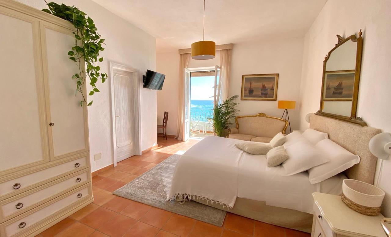 Villa Bina Sea Hotel Sant'Angelo  Exterior foto