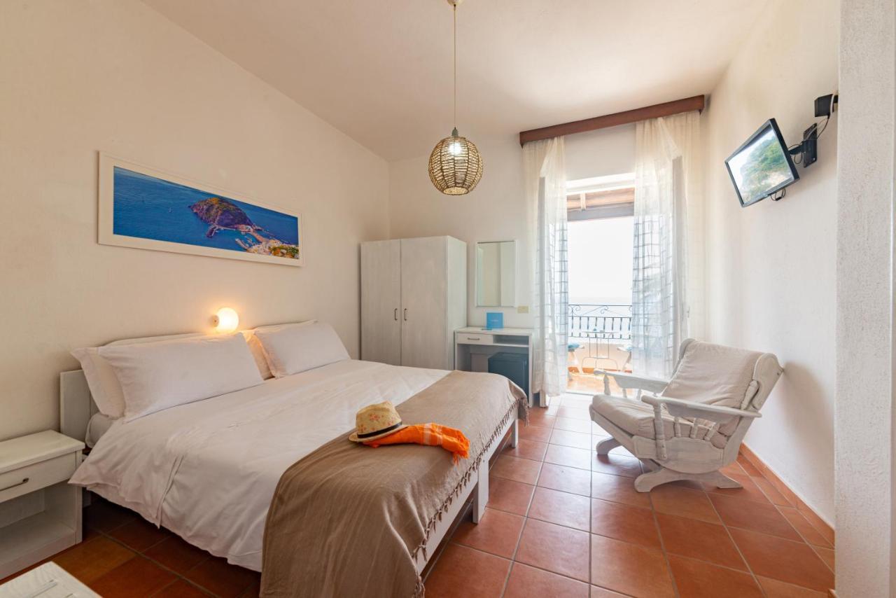 Villa Bina Sea Hotel Sant'Angelo  Exterior foto