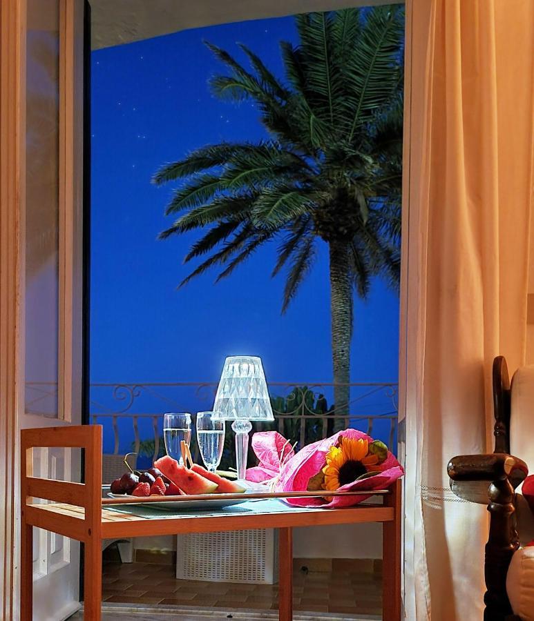 Villa Bina Sea Hotel Sant'Angelo  Exterior foto