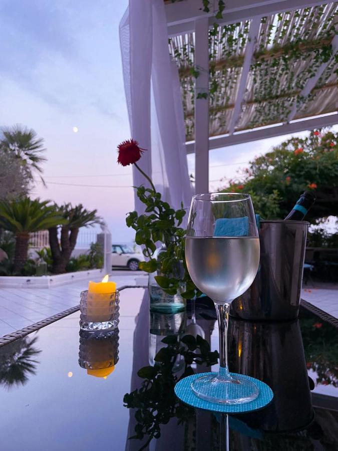 Villa Bina Sea Hotel Sant'Angelo  Exterior foto